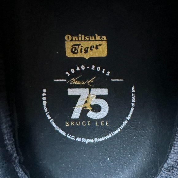 Men's Shoes - Picture 7 of 10